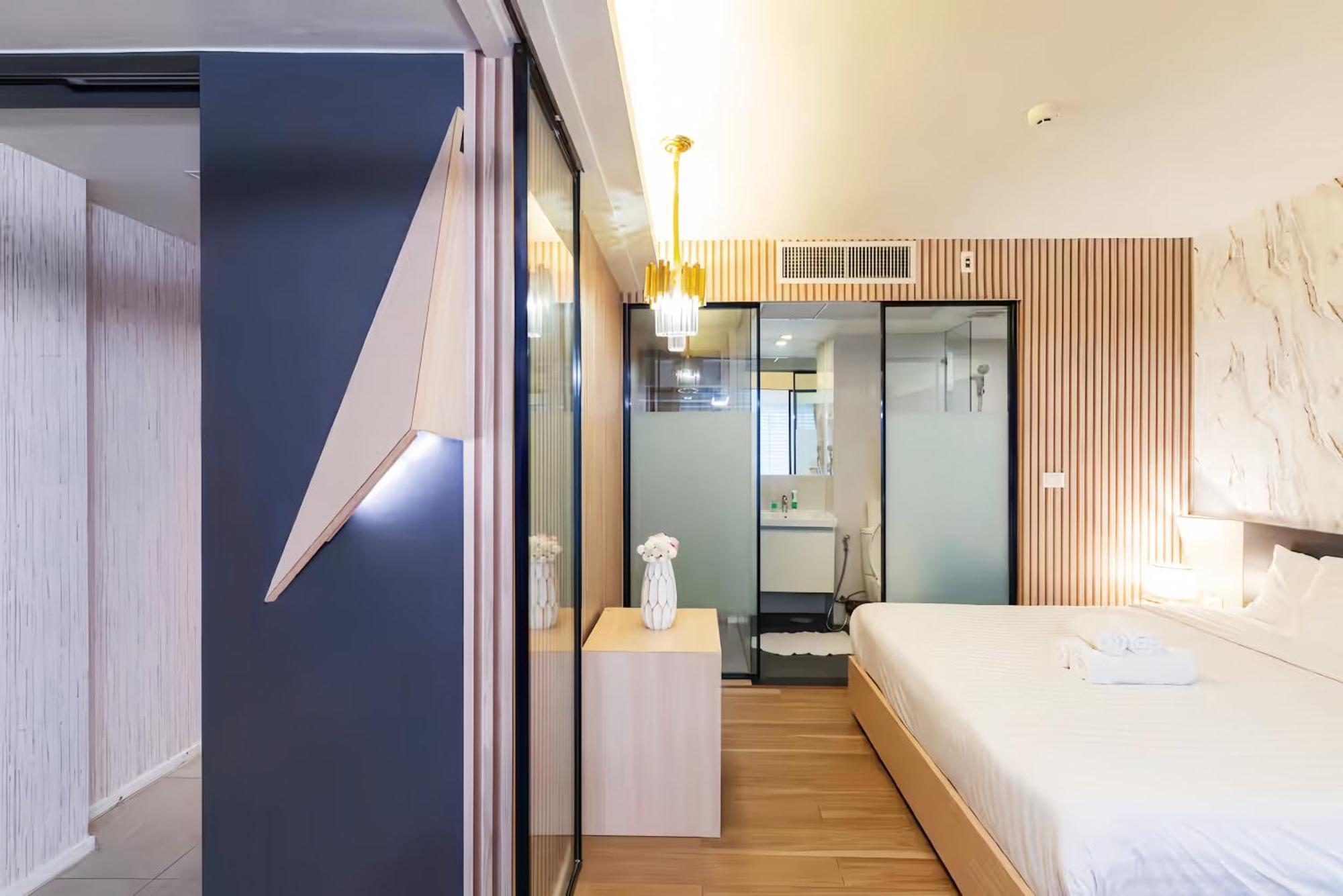 Circle S Sukhumvit 12 Căn hộ *